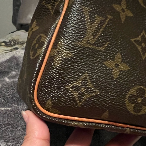 Louis Vuitton Speedy 25 *USED* - Picture 10 of 15